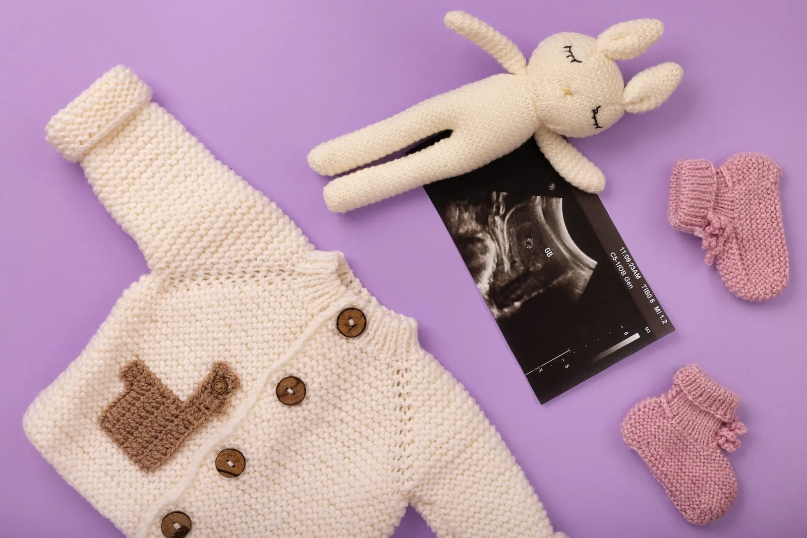 Must-Have-Newborn-Hospital-Outfit-Ideas-What-to-Pack | Jenni Kidz