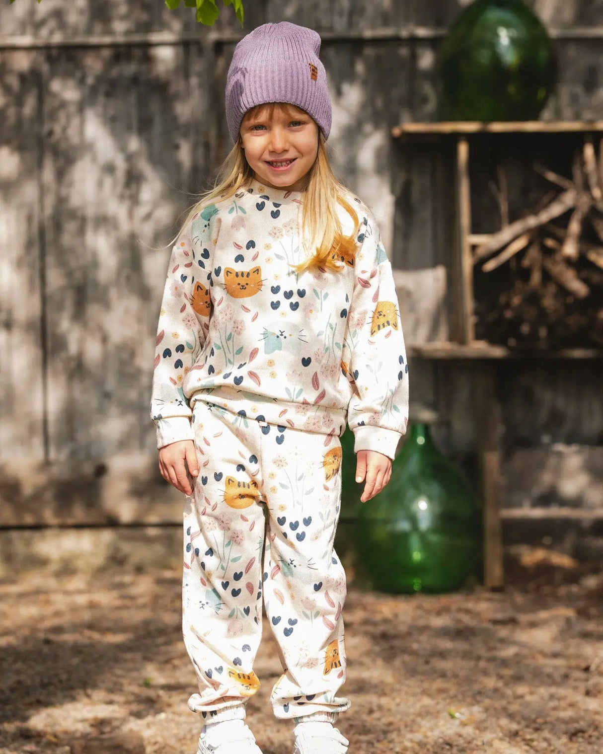 Glittering French Terry Sweatshirt Beige Cat Print | Deux par Deux | Jenni Kidz