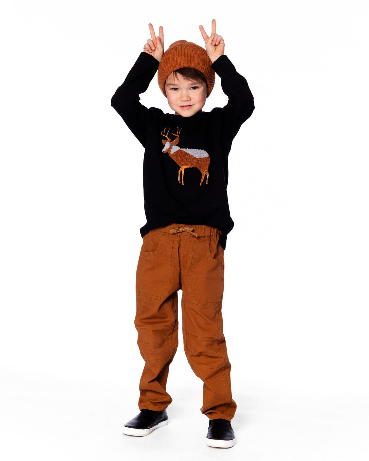 Organic Cotton T-Shirt Black With Boucle Deer Applique-1