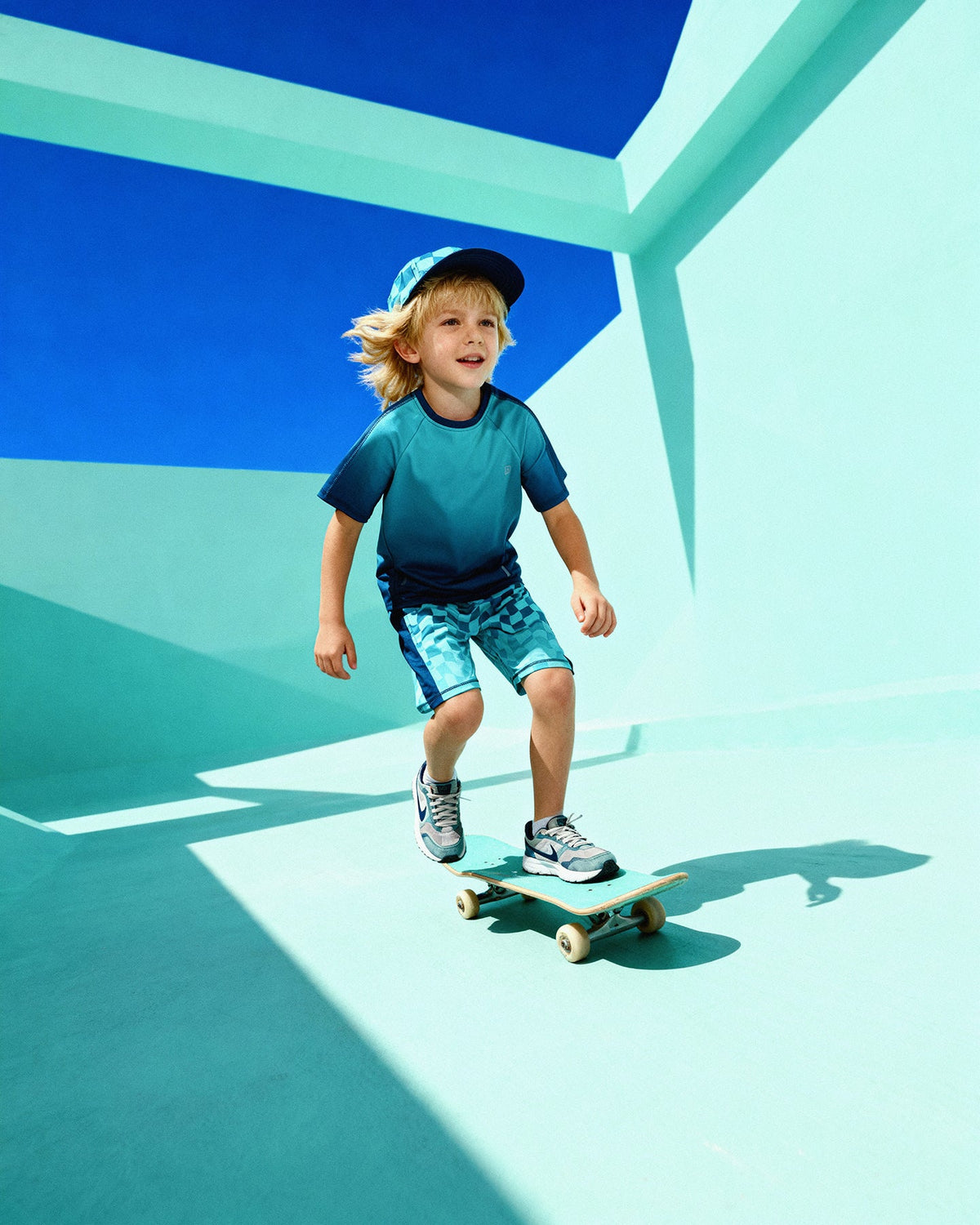 Deux par Deux Short Sleeve Athletic Top In Recycled Polyester Teal Gradient