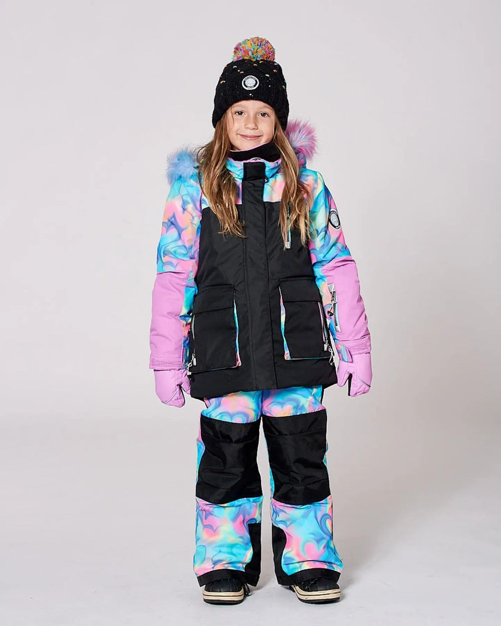 Two-Piece Play Snowsuit Rainbow Heart Print | Deux par Deux | Jenni Kidz