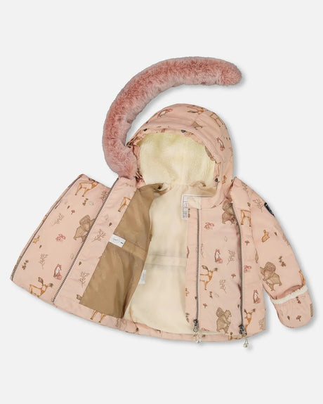 Close-up of sherpa hood and velour lining – dusty pink snowsuit