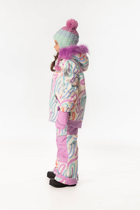 Child wearing the Deux par Deux multicolored cat line print DISCOVER snowsuit, lookbook photo 2