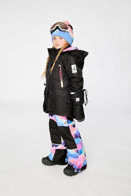 Deux par Deux girls' Teknik two-piece snowsuit, pink with blue mountain print – worn by child model, photo 2