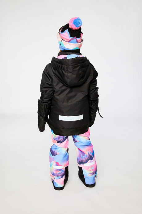 Deux par Deux girls' Teknik two-piece snowsuit, pink with blue mountain print – worn by child model, photo 3