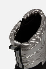 Deux par Deux silver quilted tall winter boots for kids, close-up of the quilted shaft