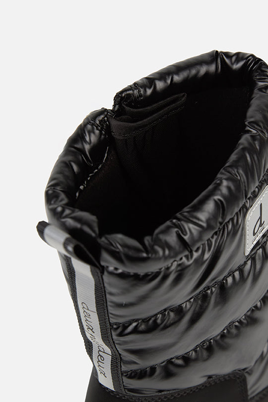 Deux par Deux noir quilted tall winter boots for kids, close-up of the quilted shaft