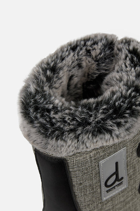 Deux par Deux kids' winter boots with removable liner in grey mix and black, close-up of the faux fur trim