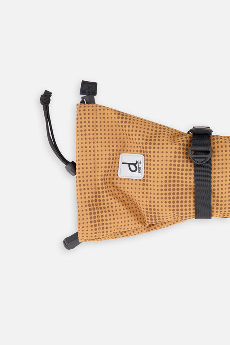 Deux par Deux Teknik kids' mittens in brown – cuff and wrist strap detail