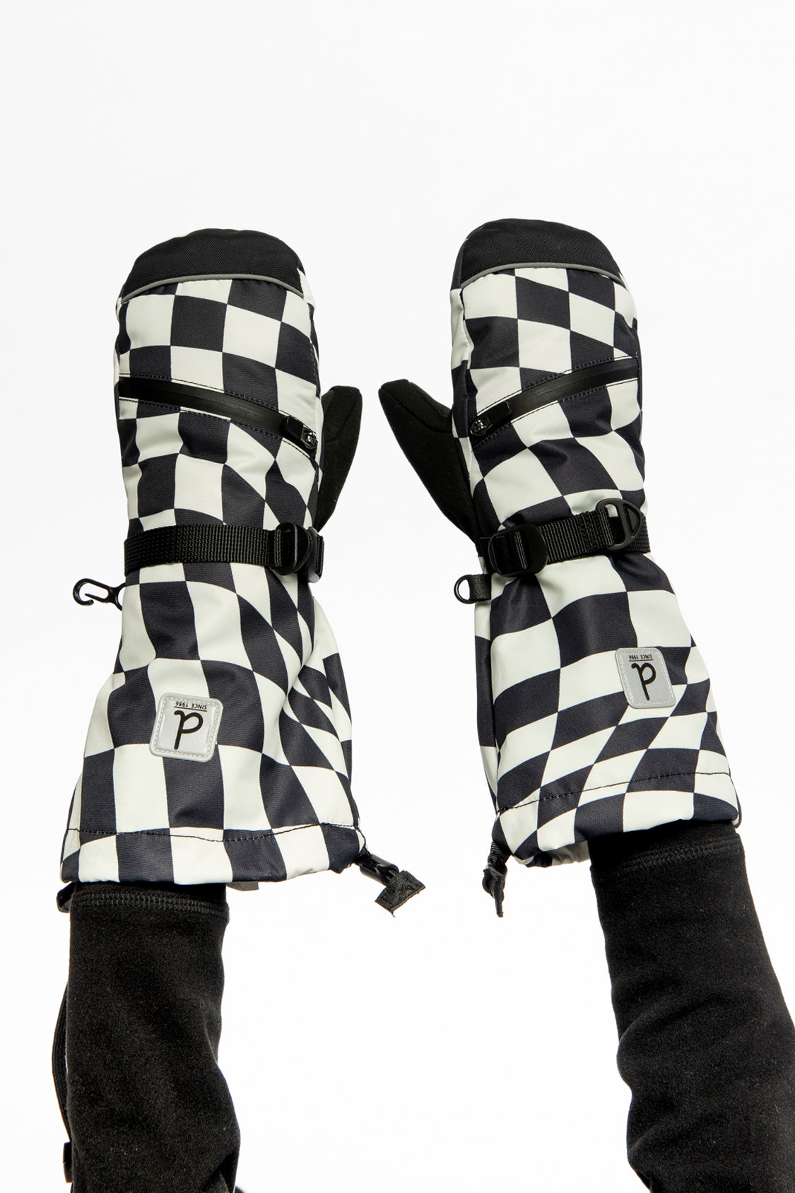 Teknik Winter Mittens White Checkered Print-1