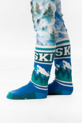 Child wearing Deux par Deux dark blue ski socks
