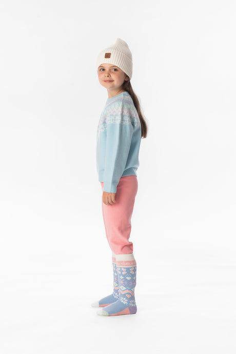 Child wearing the Deux par Deux light pink thermal underwear leggings, view 3