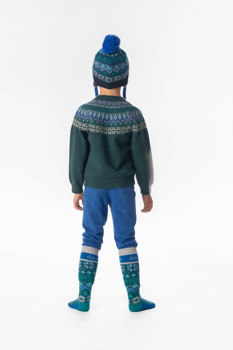 Child wearing the dark green Deux par Deux Fair Isle yoke sweater, back view