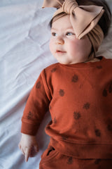 Organic Printed Sweatshirt & Jogger Set in Cinnamon Pinecone | Lovedbaby - Jenni Kidz