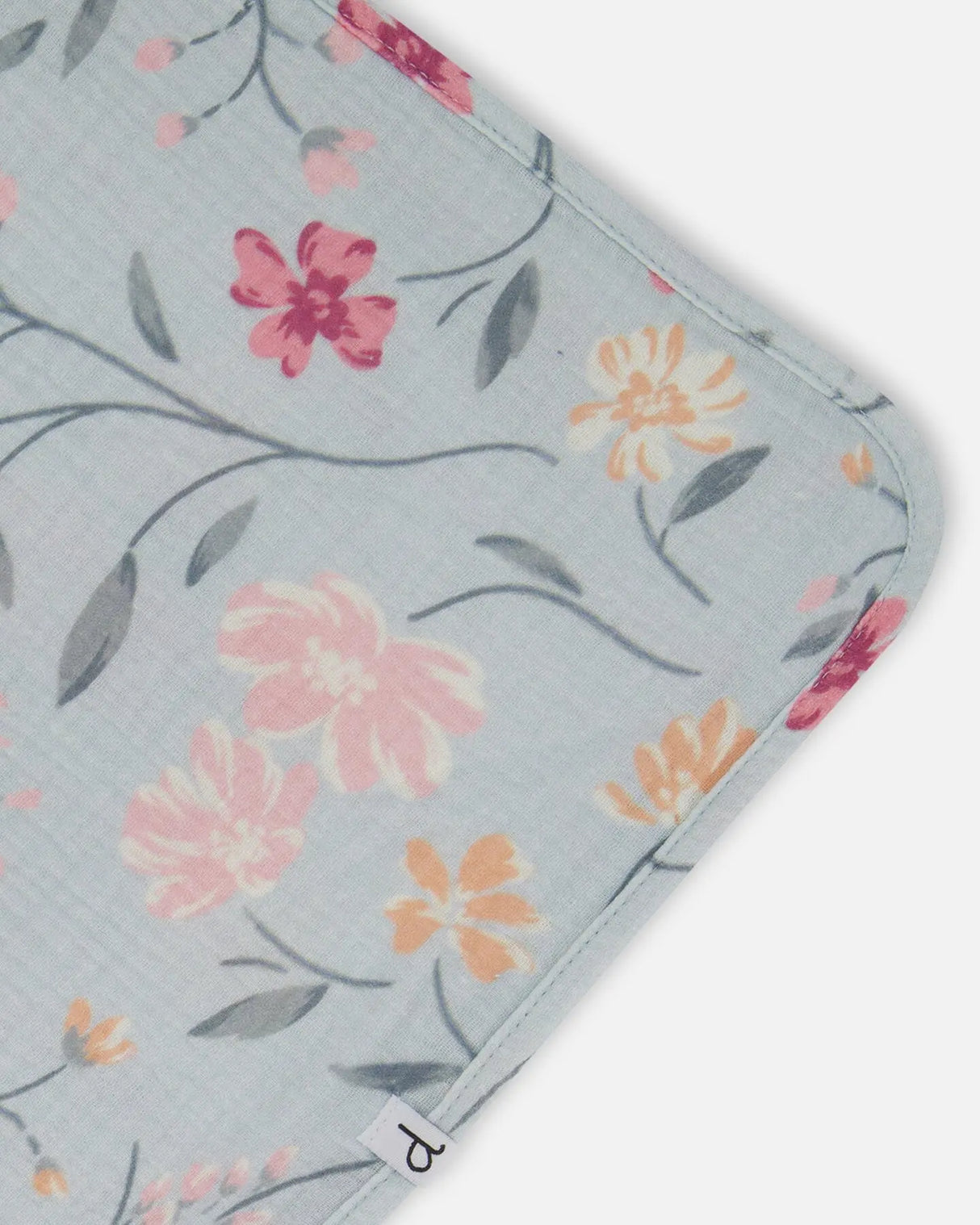 Muslin Cotton Blanket Light Blue With Printed Romantic Flowers | Deux par Deux | Jenni Kidz