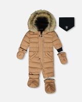 Chanterelle one-piece pram suit for baby girl, −30C warmth, detachable mitts/booties, fleece-lined hood.
