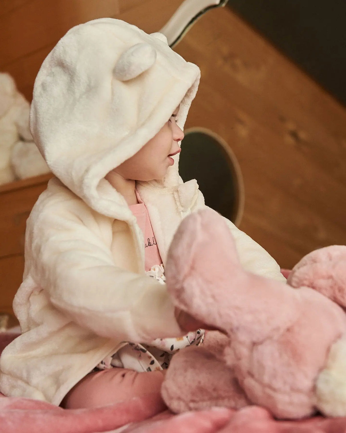 Plush Hooded Zip Jacket Off White | Deux par Deux | Jenni Kidz