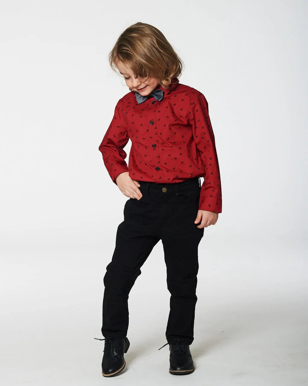 Printed Reindeer Poplin Shirt With Bow Tie Red | Deux par Deux | Jenni Kidz